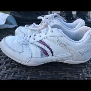 Chasse cheer shoes
